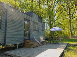 Wetteren में, होटल Prullenbos Tiny House Nutz Nest