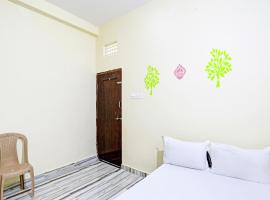 SPOT ON SKP Hotel, Hotel in Chimur