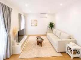 Hillcrest 3Bed home close to Grand and Calamvale plaza