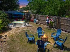 Spacious 4 bedroom 3 bath Clearwater Vacation House Cowboy Pool Fire Pit Games Close to Clearwater Beach Biking Trail Farmers Markets Harbor Health Spa Baycare Ballpark and Ruth Eckerd Hall Golf Courses