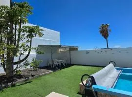 2 Schlafzimmer - ruhige Lage - Pool - Parkplatz