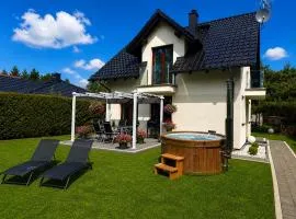 Lake House Szteklin