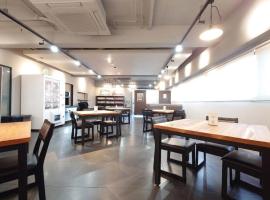 HOTEL Calmplace, hotel in Kanda