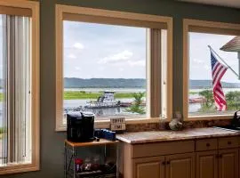Riverview, 5BR, Hot tub, Fireplace, Arcade Game