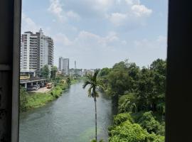 Staio Rooms, Hotel in Thodupuzha