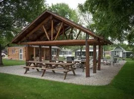 Big River Escape Riverside Cabins