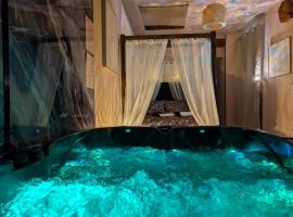 Loveroom Romantique La Mure, Hotel in La Mure