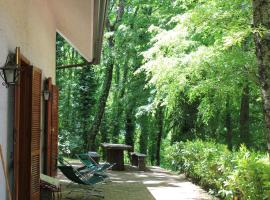 AD HOMES - CasaLalla Natura&Relax، فندق في كوسانو موتري