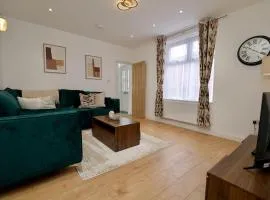 Manor Court Villa Serviced Apartment Nuneaton