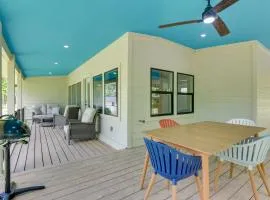 Lake Livingston Retreat w/ Dock & Waterfront View!