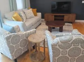 Newly renovated Condo 1 mile from Salem