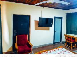 0ye H0TEL, hotel en Ashalebotwe