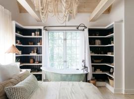 Leo Cottage by Juniper Holiday + Home, hotel i Union Pier