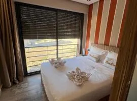 Appartement No 4 vue sur mer au loin