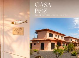 Casa pez OASIS slow life con piscina y terraza, hotel din Majanicho