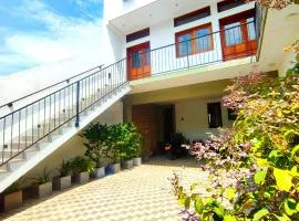 Airport Retreat-CMB Transit Stay