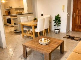 Stefanos Home Cozy Stay Near Pythagoreio and Beach, hotel i Potokáki