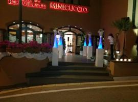 Minicuccio Hotel Ristorante VALLESACCARDA, hotel v destinácii Trevico