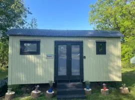 Apple Orchard Shepherd Huts