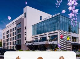 우주호로드에 위치한 호텔 Apartel Uzhhorod