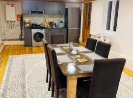 House 39, hotel sa Sheki