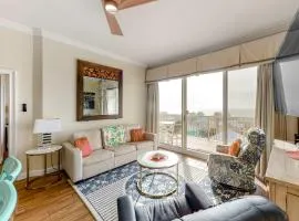 Ocean-view villa with heated pool hot tub & rooftop terrace - walk to beach