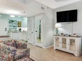 Fifth floor oceanfront studio with central AC WiFi pools and gym