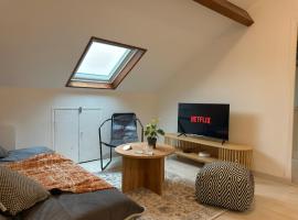 Le toit de Paris, hotel di Drancy