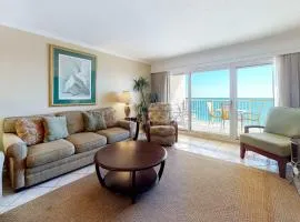 Gulf-Front 4th-Floor Condo with Shared Outdoor Pool CentralAC Private Balcony