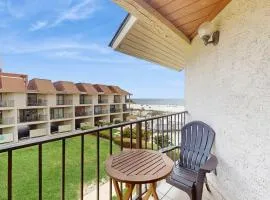 13th-Floor Gulf-Front Corner Condo wIncredible Views Balcony Shared Pool Gym