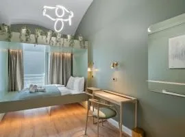 HOME1 - Votive Boutique Hostel