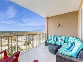 Quaint Condo with Beautiful Gulf Views a Shared Pool Pool Spa & Gym