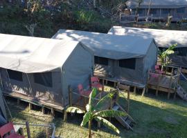 Safari Glamping Portugal Penguin, hotel en Ventosa