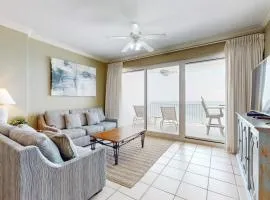 9th-floor Gulf-front condo with balcony pools hot tubs gym & beach access