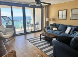 Beachfront condo with pool private balcony & washer and dryer