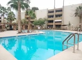 Chic Condo with Parking Spot - Minutes to Old Town!