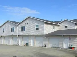 Gorgeous 3 Bedroom Apartment Minutes from Soldotna