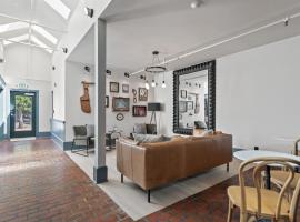 Hotel Scandi Poulsbo, готель у місті Поулзбоу