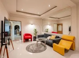 Modern 4BR 2-Bath House Rooftop City View Sathorn 12-min walk to BTS