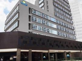 Days Inn by Wyndham Singapore Novena، فندق في سنغافورة