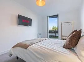 York Central Apartments with Gym - Close to Minister