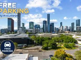 Brisbane Skyline View 2Beds River view Apt