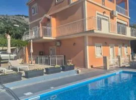 Apartments Marina House