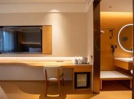 JI Hotel Wuhan Hubei University Shahu Bridge