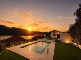 Villa 6 chambres / piscine 20mn Porto