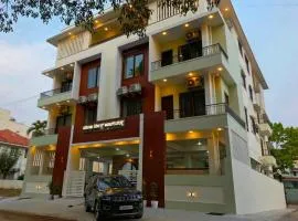 Maharaja Service Apartments