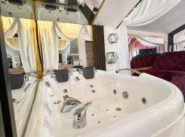 Hotel Boutique18plus - Adults Only，北瑪麥亞–納沃達里的飯店