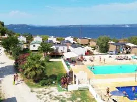 ZEcamping 3 étoiles piscine en bord de lÉtang de Berre