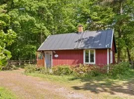 Beautiful Home In Sjöbo With Lake View