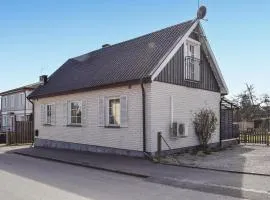 Awesome Home In Sölvesborg With Wifi